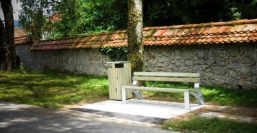 Nove klopi in koši v Ribnici