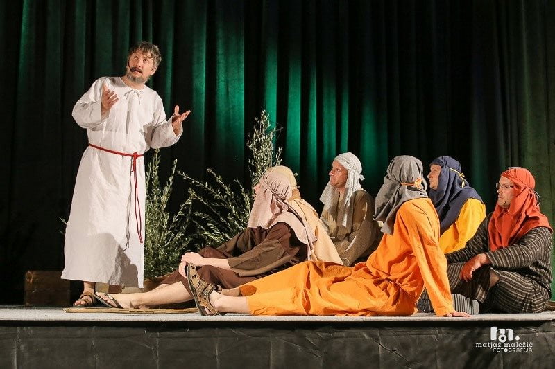 Jezus z apostoli v vrtu Getsemani