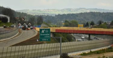 Gradnja uvoza in izvoza Škofljica na dolenjski avtocesti (Foto: Tamino Petelinšek/STA)