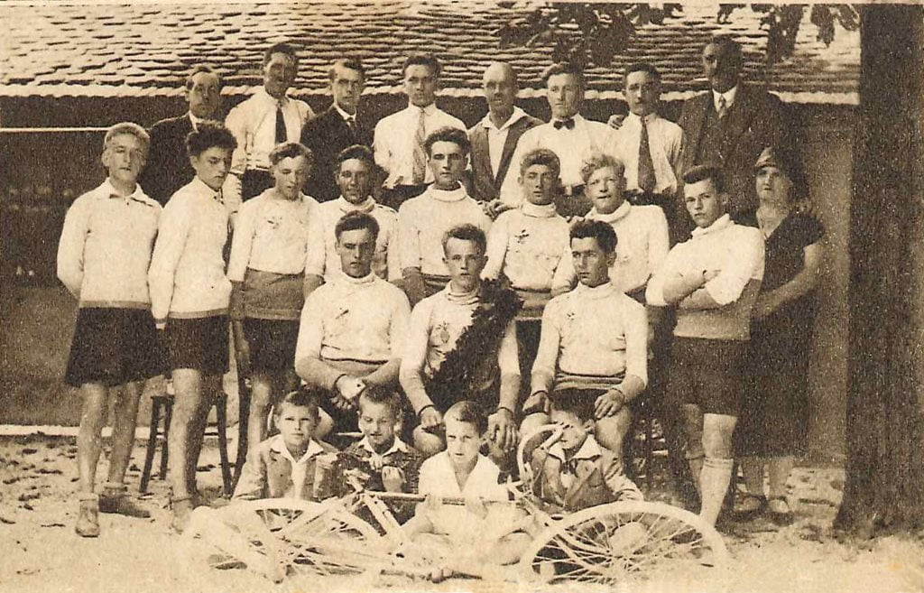 Kolesarski klub Ribnica, Ilustrirani Slovenec, št. 14, 1931