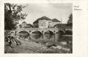 grad Ribnica, pred njim francoski most še s petimi loki, struga Bistrice je bila še precej široka, odposlana 1940