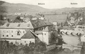 Ribnica, Reifnitz, z mogočnim grajskim poslopjem, v ozadju ribniška opekarna, odposlana 1916